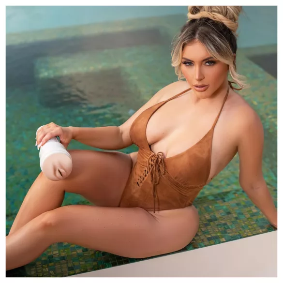 Fleshlight Kayley Gunner - masturbateur vagin réaliste - couleur chair